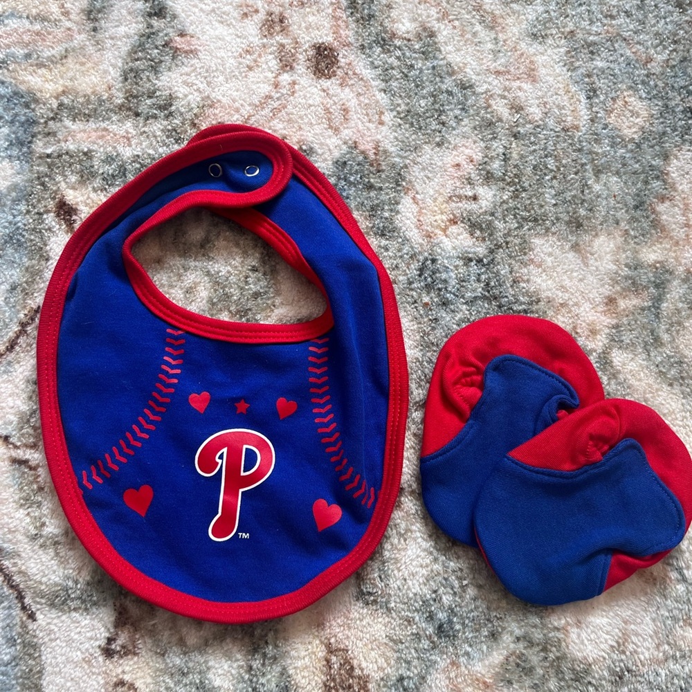 Phillies Gear